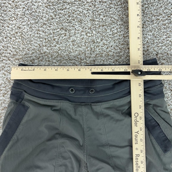 Lululemon Pants Womens 4 Gray Track Pants Elastic Waist Gym Yoga Sports Workout - Picture 4 of 11